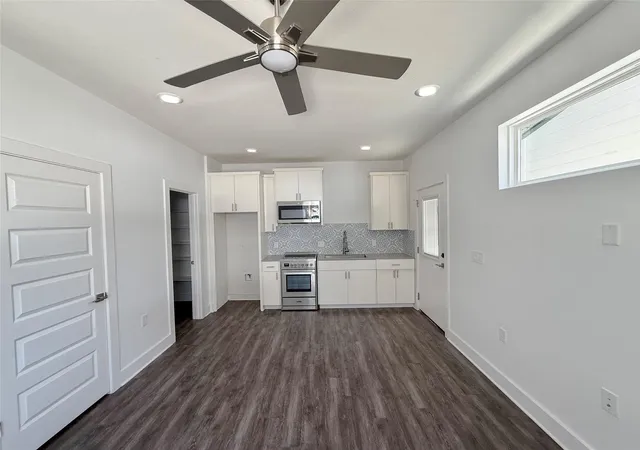3rd image of 6406 Felix Ave #2, Austin, TX 78741 | MLS# 6717519