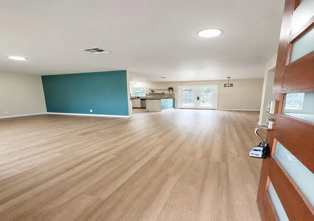 2nd image of 1807 Corona Dr, Austin, TX 78723 | MLS# 5260798