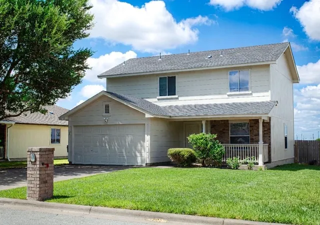 Single family home for sale at 2805 Tyler Ln, Taylor, TX 76574 | MLS# 9169390