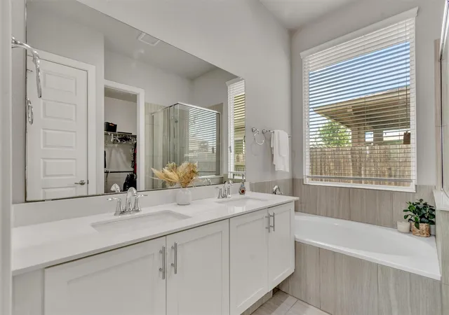 Photo 4 of Sale Pending at 5408 Daimler Dr, Austin, TX 78744 | MLS# 1260601 | Listing updated on 2026-08-31