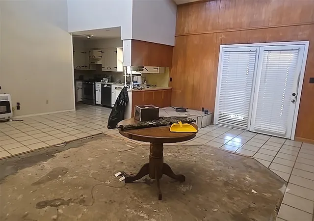 5th image of 1650 County Road 421, Taylor, TX 76574 | MLS# 2305211