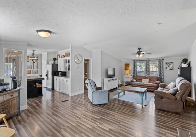 Photo 4 of Manufactured home for sale at 713 Blackburn Ln, Burnet, TX 78611 | MLS# 8465828 | Listing updated on 2026-09-07