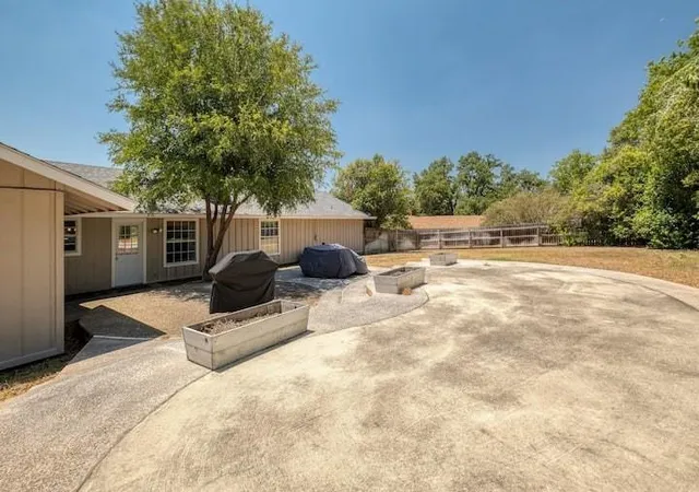 25th image of 1208 Country Club Rd, Georgetown, TX 78628 | MLS# 7944545
