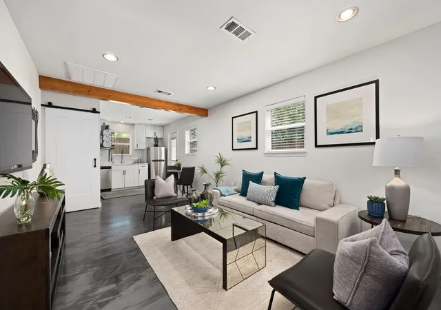 Photo 1 of Single family home for sale at 1406 Brentwood St #2, Austin, TX 78757 | MLS# 5843025 | Listing updated on 2026-09-03