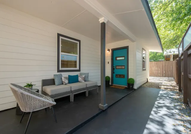 Photo 2 of Single family home for sale at 1406 Brentwood St #2, Austin, TX 78757 | MLS# 5843025 | Listing updated on 2026-09-03
