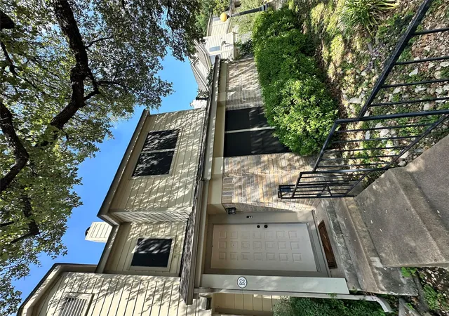 Photo 2 of Condo for sale at 11301 Jollyville Rd #B2, Austin, TX 78759 | MLS# 3951866 | Listing updated on 2026-08-20