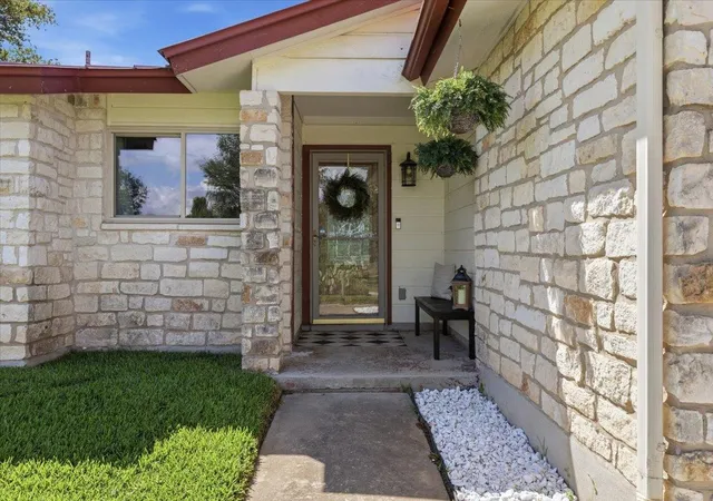 4th image of 102 Lambs Trl, Buda, TX 78610 | MLS# 5225211