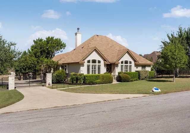2nd image of 691 Broken Lance Dr, Dripping Springs, TX 78620 | MLS# 5993550