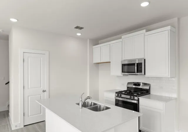 1st image of 146 Whinny Wy, Georgetown, TX 78626 | MLS# 5450681