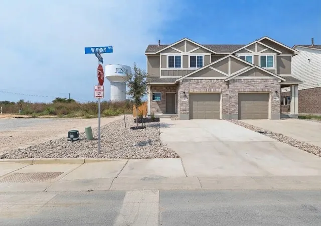 Photo 1 of Townhouse for sale at 146 Whinny Way, Georgetown, TX 78626 | MLS# 5450681 | Listing updated on 2026-09-27