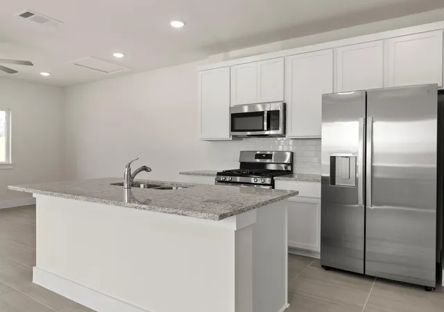 Photo 4 of Townhouse for sale at 146 Whinny Way, Georgetown, TX 78626 | MLS# 5450681 | Listing updated on 2026-09-27