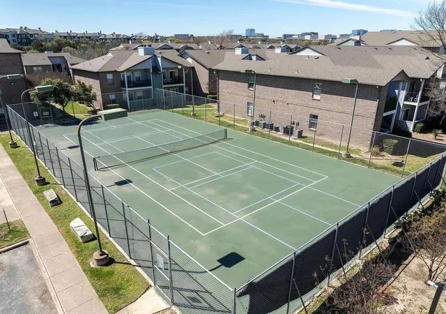 Listing Photo 2 - Condo for sale in building located at 12166 Metric Blvd, Austin, TX 78758 - Unit #243