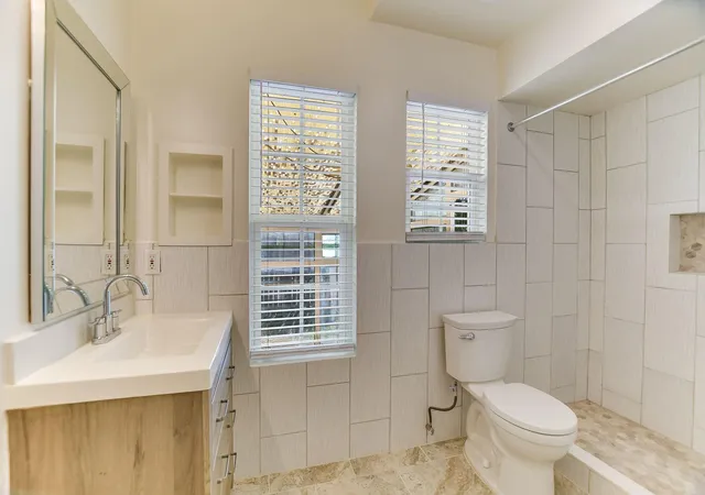 Photo 9 of Single family home for sale at 903 Burnt Oak Ct, Cedar Park, TX 78613 | MLS# 3542606 | Listing updated on 2026-09-12