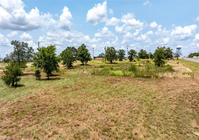 Photo 3 of Land for sale at Tbd N Magnolia Ave, Luling, TX 78648 | MLS# 4586019 | Listing updated on 2026-08-11