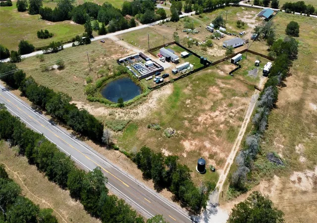 12th image of 1856 Fm 2104 Hwy, Paige, TX 78659 | MLS# 9040250