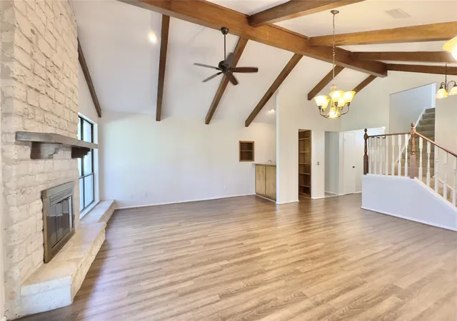 Photo 4 of Single family home for sale at 843 Sunfish St, Lakeway, TX 78734 | MLS# 3963846 | Listing updated on 2026-09-05