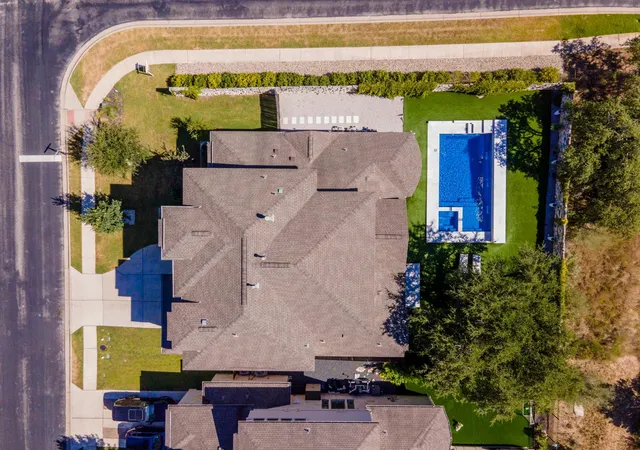 40th image of 12801 Veronese Dr, Austin, TX 78739 | MLS# 8377175