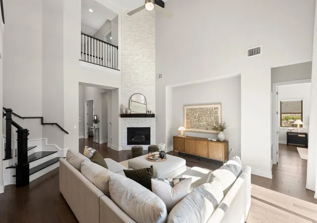 5th image of 12801 Veronese Dr, Austin, TX 78739 | MLS# 8377175