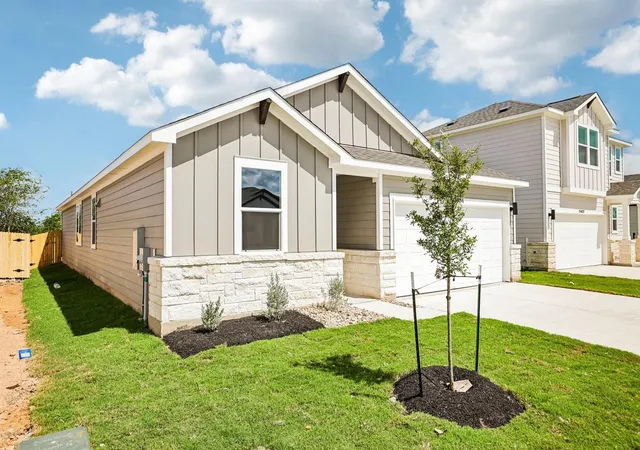 3rd image of 13404 Final Turn Dr, Buda, TX 78610 | MLS# 4022298