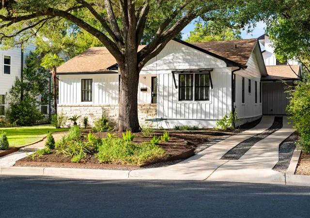 Photo 3 of Single family home for sale at 2800 Cherry Ln, Austin, TX 78703 | MLS# 6013440 | Listing updated on 2026-09-25