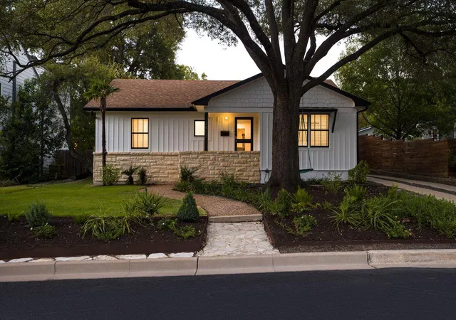 3rd image of 2800 Cherry Ln, Austin, TX 78703 | MLS# 6013440