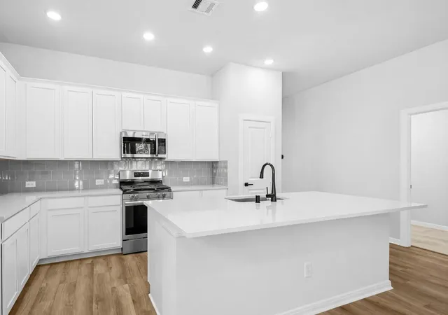 2nd image of 904 Prominence Wy, Leander, TX 78641 | MLS# 3839320
