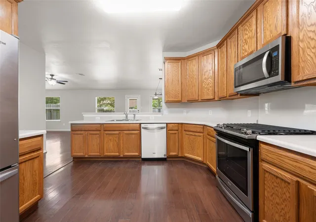 2nd image of 2220 Pearson Wy, Round Rock, TX 78665 | MLS# 9192734
