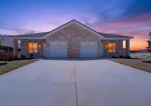 House for sale at 105 Leon Ln, Copperas Cove, TX 76522 | MLS# 5692883 | Listing updated on 2026-10-20