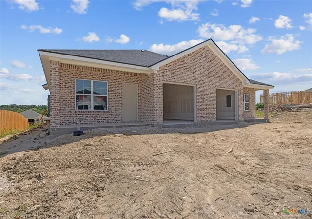 2nd image of 105 Leon Ln, Copperas Cove, TX 76522 | MLS# 5692883