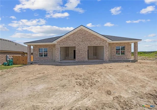 Photo 3 of Multi family home for sale at 105 Leon Ln, Copperas Cove, TX 76522 | MLS# 5692883 | Listing updated on 2026-08-12