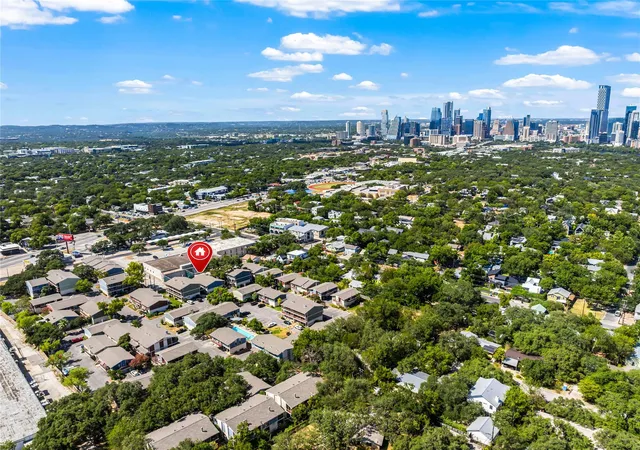 4th image of 2215 Post Rd, Austin, TX 78704