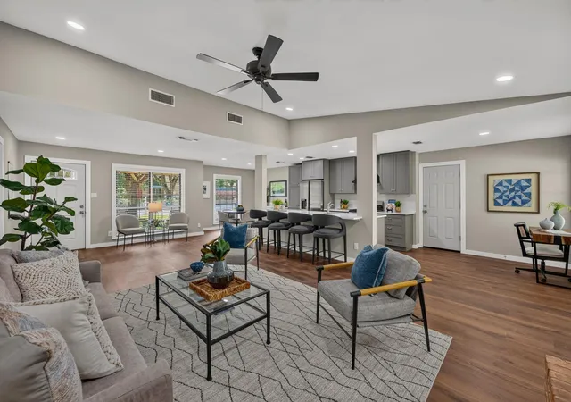 Photo 4 of Single family home for sale at 5912 Cherry Crk Dr, Austin, TX 78745 | MLS# 6200987 | Listing updated on 2026-10-19