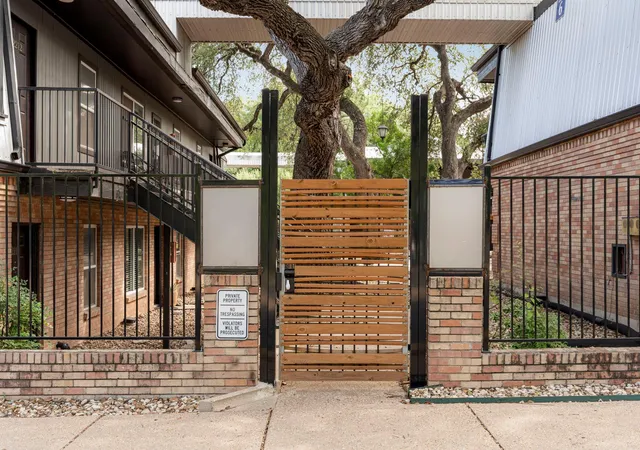 2nd image of 2020 S Congress Ave, Austin, TX 78704