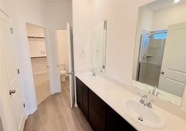 Photo 3 of Single family home for sale at 120 Woodbrook Dr, Georgetown, TX 78626 | MLS# 5356385 | Listing updated on 2026-10-23