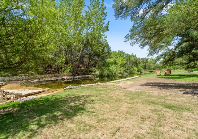 2nd image of 5115 Twin Acres Dr, Austin, TX 78738 | MLS# 3603401