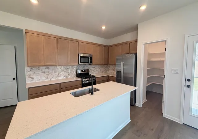Photo 3 of Single family home for sale at 12421 Cockatto Xing, Manor, TX 78653 | MLS# 9172968 | Listing updated on 2026-08-17