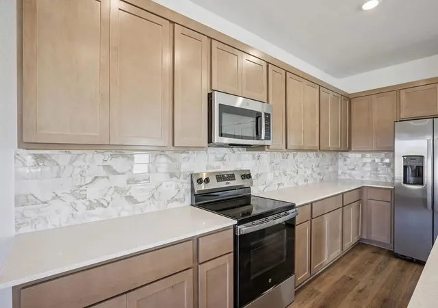 Photo 4 of Single family home for sale at 12525 Sea Gull Way, Manor, TX 78653 | MLS# 4040002 | Listing updated on 2026-08-18