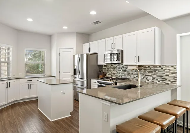 Photo 3 of Single family home for sale at 5915 Principale Dr, Pflugerville, TX 78660 | MLS# 5558402 | Listing updated on 2026-10-08