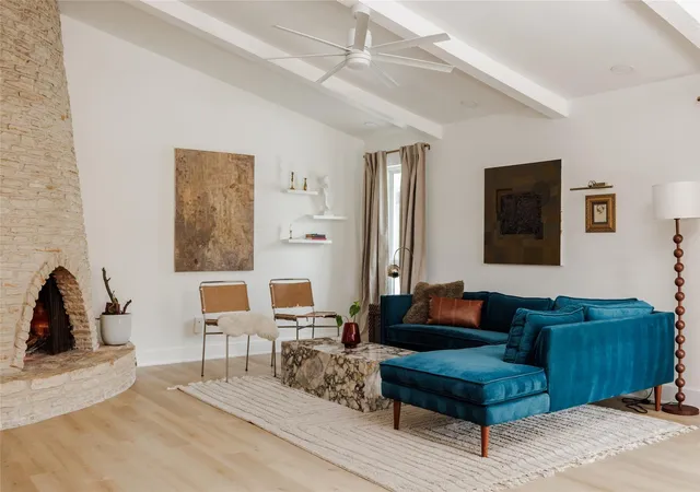 Photo 2 of Sale Pending at 11322 June Dr, Austin, TX 78753 | MLS# 9187679 | Listing updated on 2026-09-08