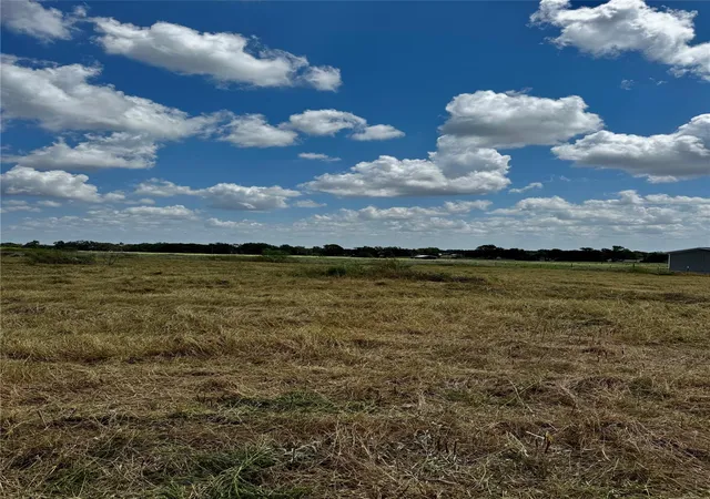 Land for sale at 261 Engelke Rd, Kingsbury, TX 78638 | MLS# 7863013