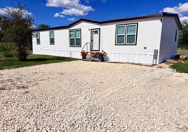 Photo 1 of Manufactured home for sale at 30 Tower Rd, Lockhart, TX 78644 | MLS# 2104869 | Listing updated on 2026-10-11