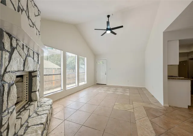 4th image of 9809 Aberdeen Wy, Austin, TX 78753 | MLS# 9971135