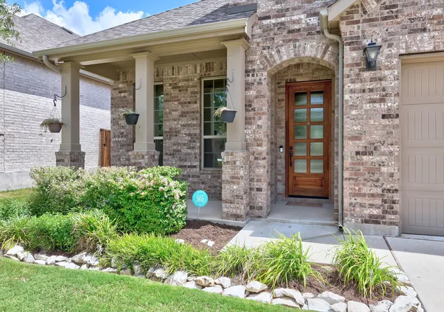 3rd image of 712 Whitetail Dr, Round Rock, TX 78681 | MLS# 5119122