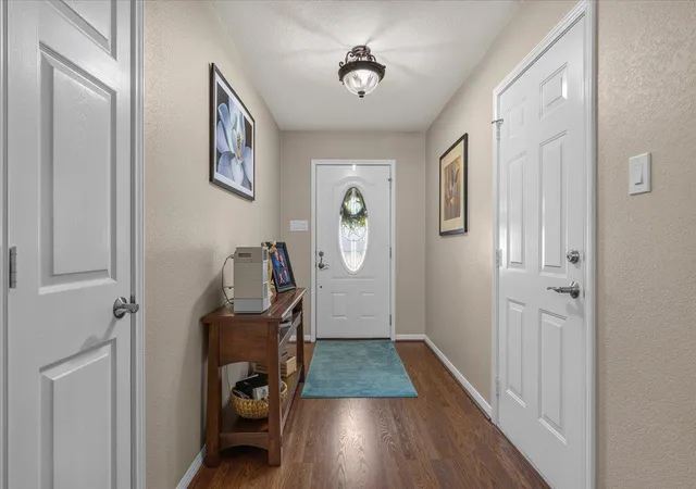 Photo 4 of Sale Pending at 805 Craddock Ct, Smithville, TX 78957 | MLS# 4615291 | Listing updated on 2026-08-26