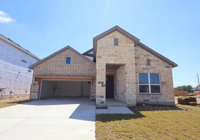 Photo 1 of Single family home for sale at 124 Leland Ave, Buda, TX 78610 | MLS# 2954741 | Listing updated on 2026-09-04