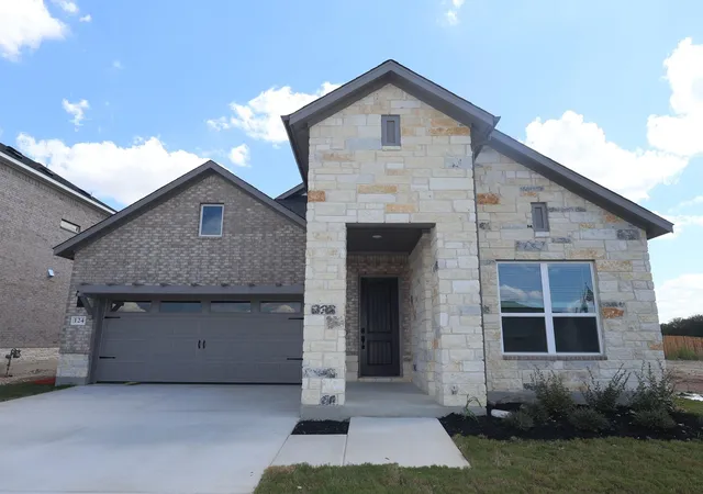 Photo 1 of Single family home for sale at 124 Leland Ave, Buda, TX 78610 | MLS# 2954741 | Listing updated on 2026-10-08