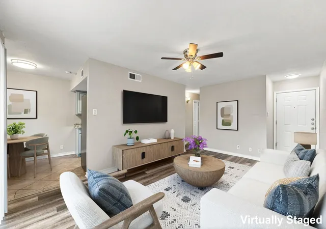 2nd image of 2600 Penny Ln #303, Austin, TX 78757 | MLS# 6192134