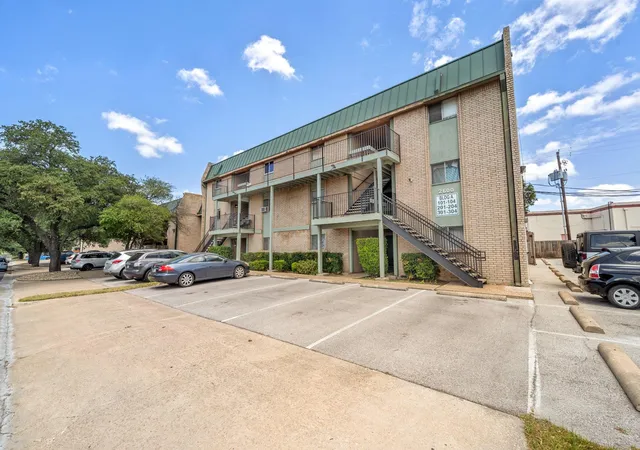 2nd image of 2600 Penny Ln, Austin, TX 78757