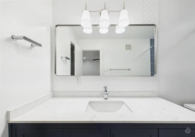 2nd image of 1208 Enfield Rd, Austin, TX 78703