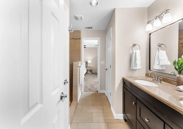 3rd image of 13323 Villa Park Dr Unit B, Austin, TX 78729 | MLS# 7482961